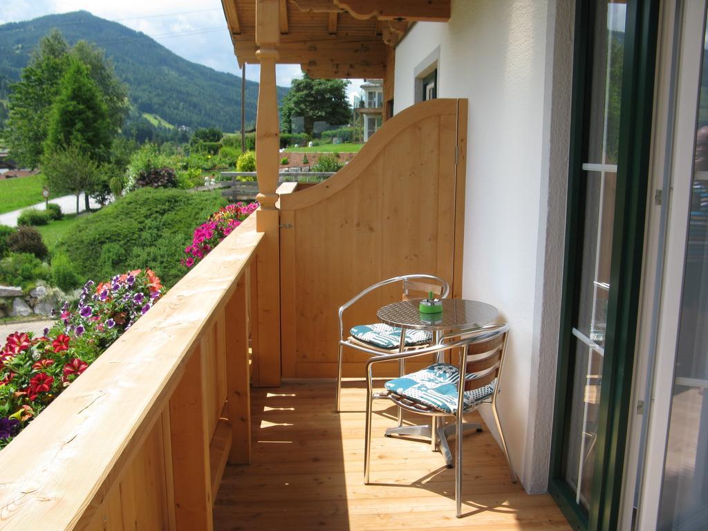 Ferienpension Bierbaumer Леоганг Стая снимка